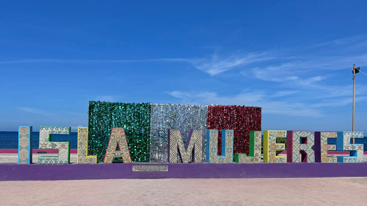 Isla Mujeres sign